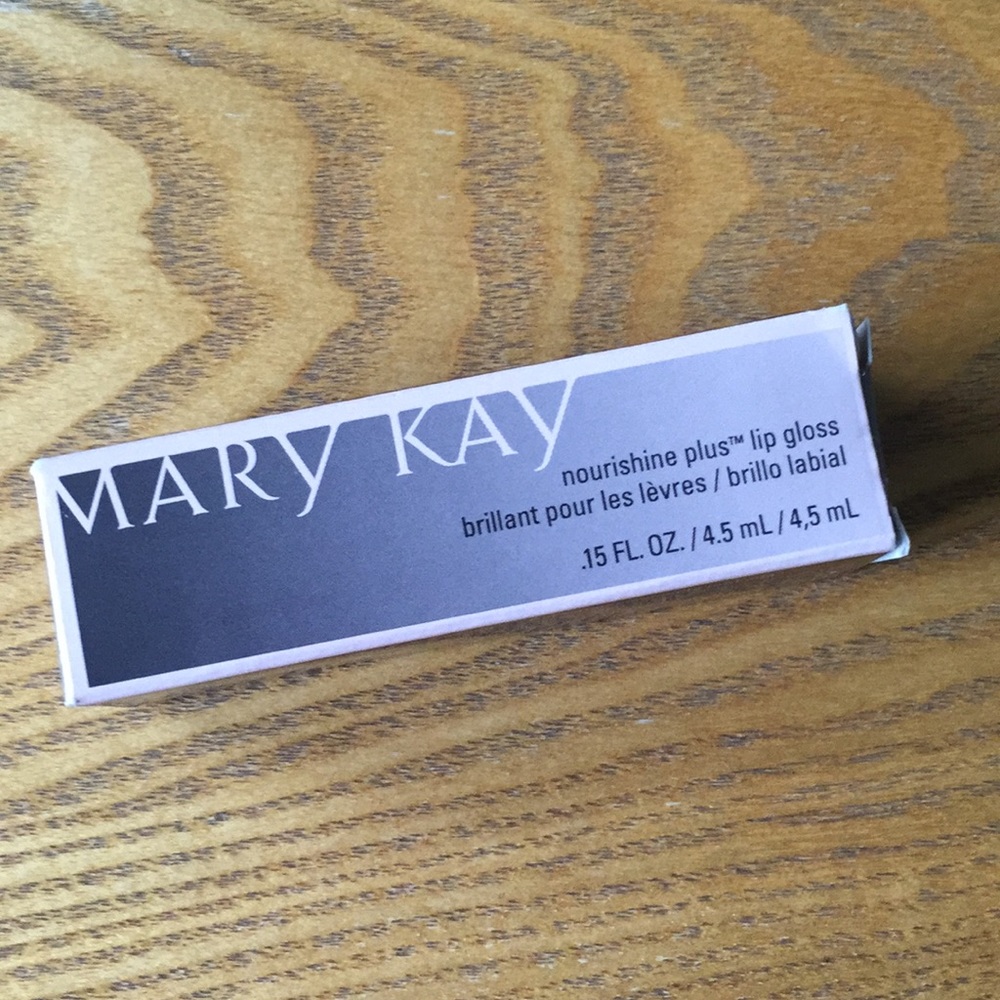 Pink luster lip gloss